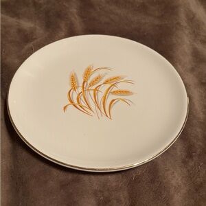 Vintage Elegant Golden Wheat Design Plate 22kt Trim